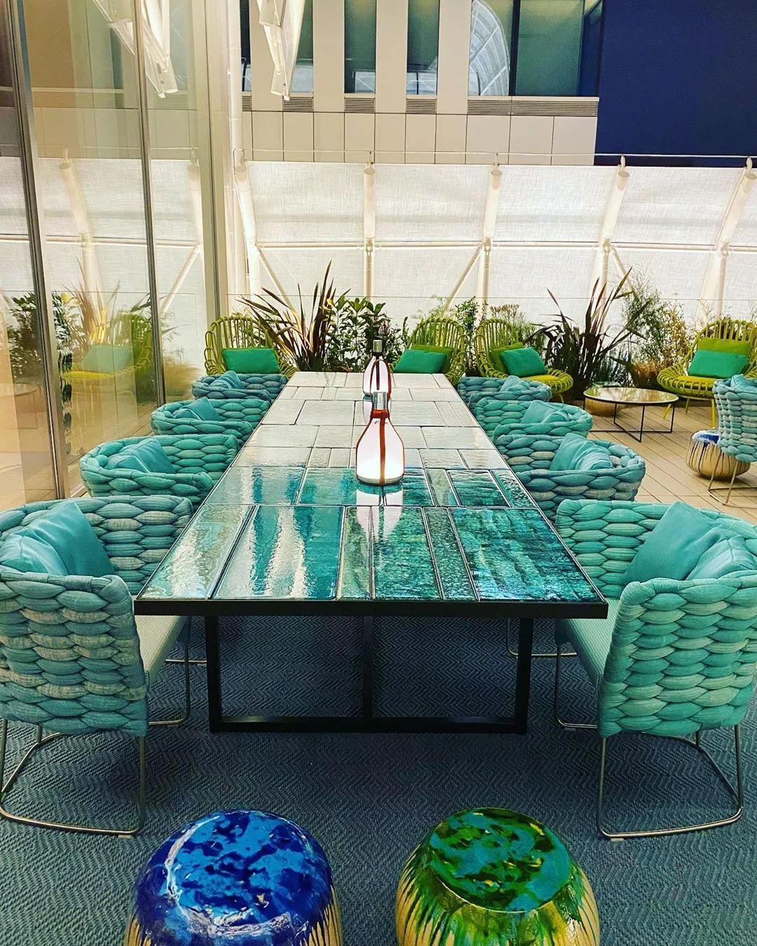 酒吧咖啡厅装饰风格_酒吧咖啡厅艺术灯展示图片_酒吧咖啡厅吧台装修效果图